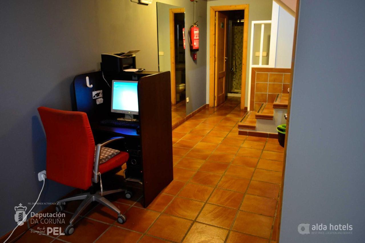 Albergue O Fogar De Teodomiro Santiago de Compostela Dış mekan fotoğraf