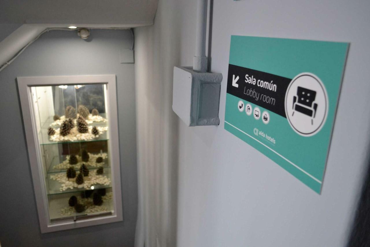 Albergue O Fogar De Teodomiro Santiago de Compostela Dış mekan fotoğraf